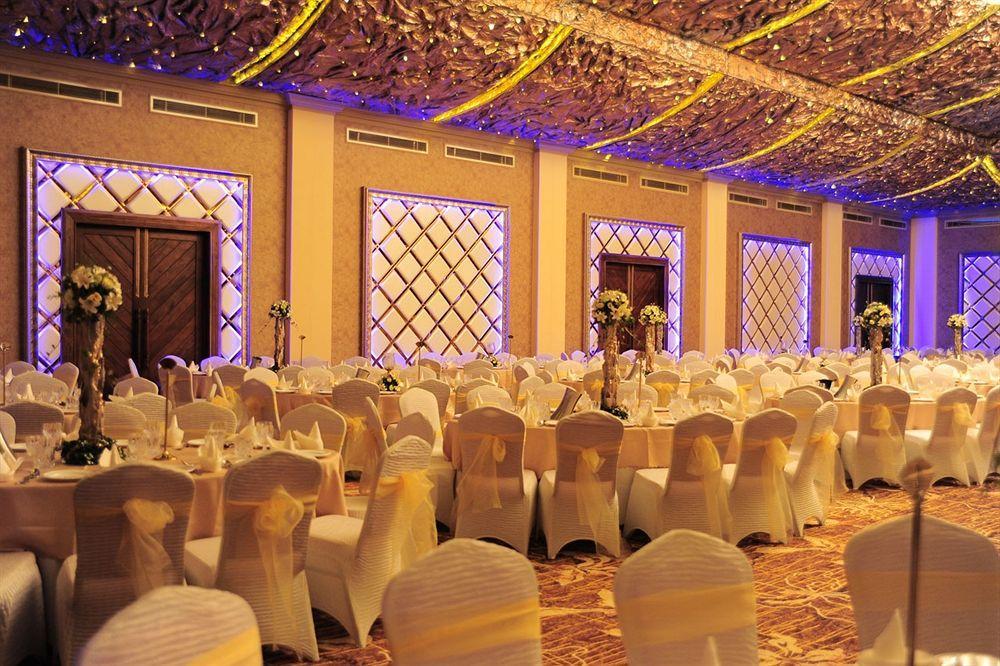Onreech Hotel Seeduwa Bagian luar foto