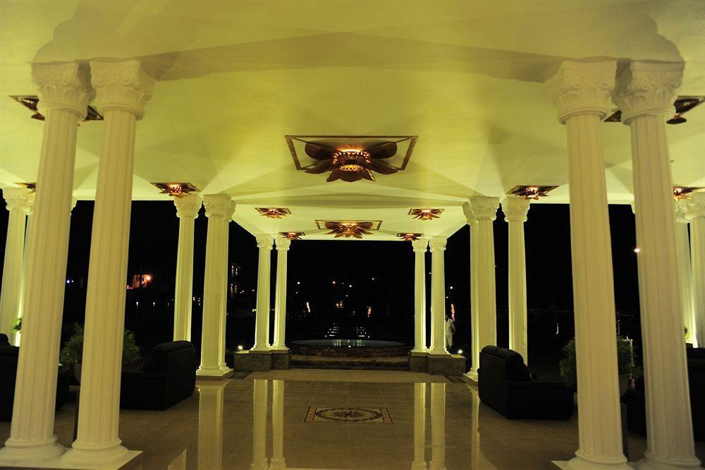 Onreech Hotel Seeduwa Bagian luar foto